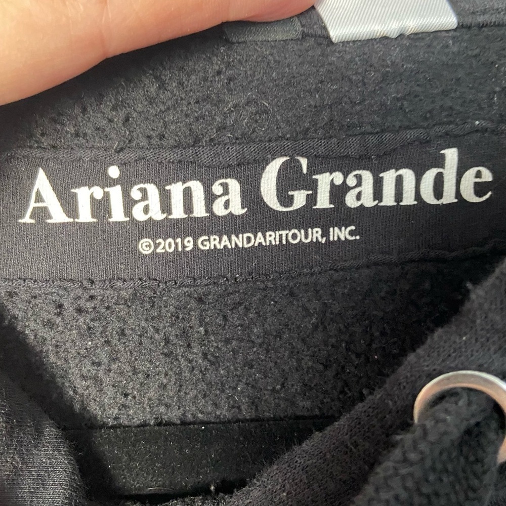 145. Ariana Grande / 7 rings oversized black long sweater hoodie tunic - Picture 6 of 9